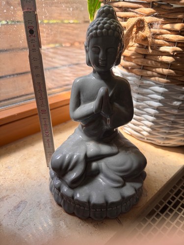 Buddha aus keramik 23 x - aus,