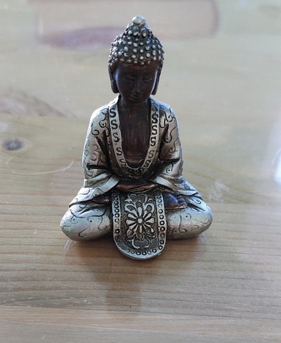 Silberfarbiger kleiner buddha - silberfarbiger,